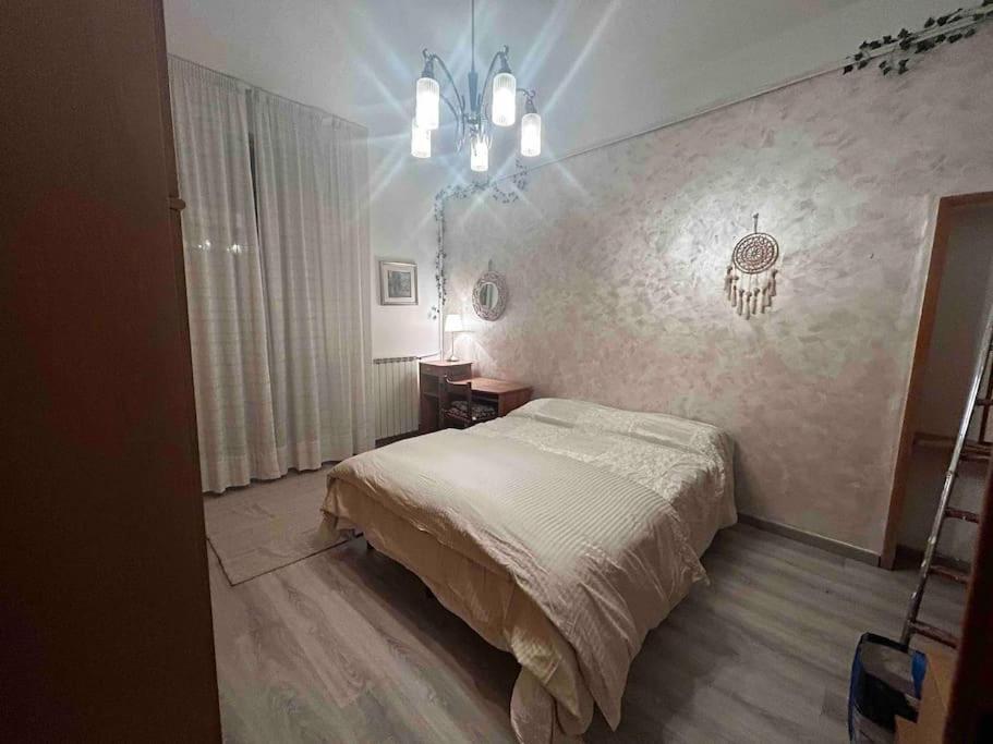Appartement Mirella Apt, 2min Train Station