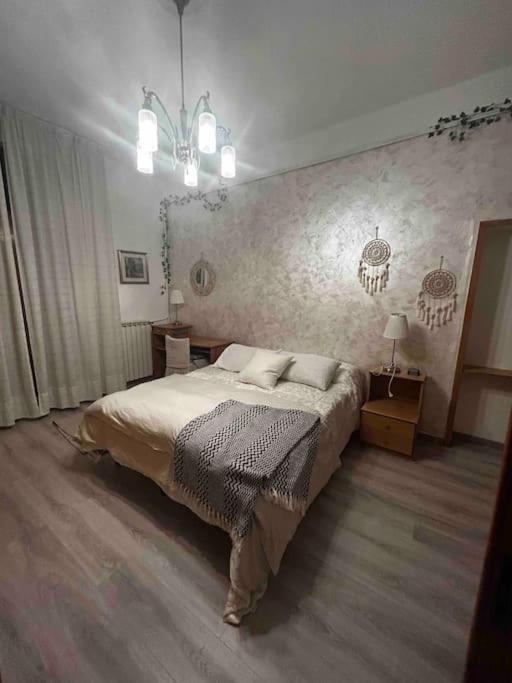 Mirella Apt, 2min Train Station Appartement Mestre